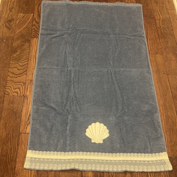 VTG Saturday Knight Bath Towel & Wash Rag Blue Sea Shell Embellished Cotton US - Picture 9 of 16